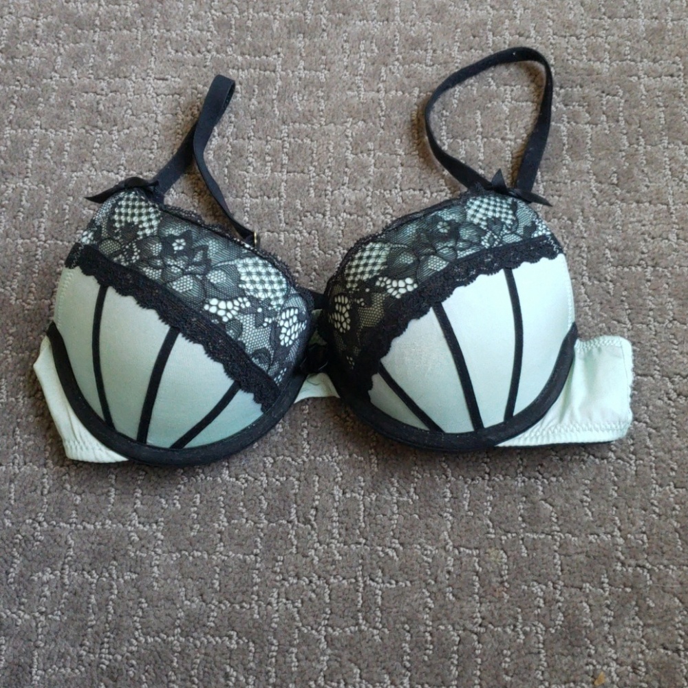 H&M sexy push up bra
